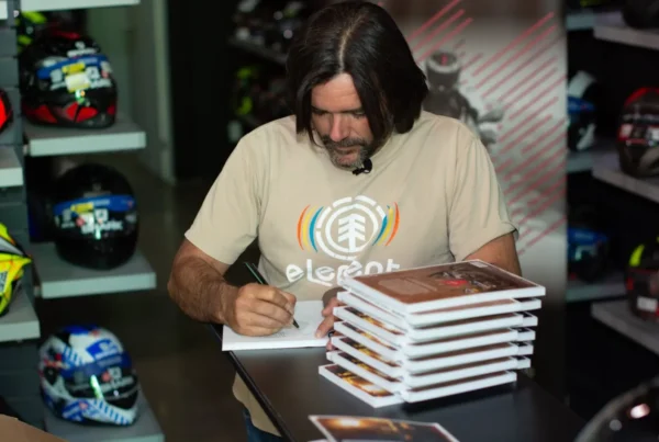 Caso Firma con Charly Sinewan