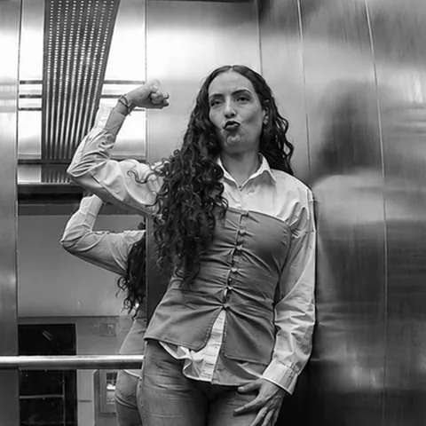 Azucena Vega, Zensia Maker